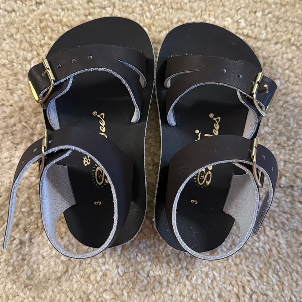 Boys chocolate sun sandals